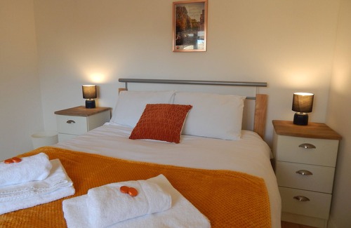 Cambridge House | Stylish modern private en-suite rooms in a fabulous location with parking spaces