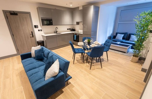West Finchley Apartment | Stylish New 1-Bed Flat - Central London Escape