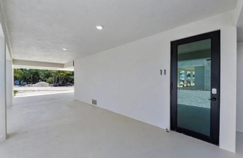 Monroe County House | Stylish Oceanview Getaway w Pool Hot Tub