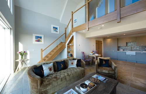 Murthly Cottage | Stylish one bed country steading