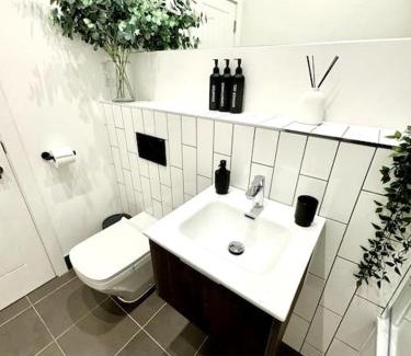Billingham Apartment | Stylish Penthouse in a fantastic location!