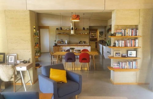 Lake Hawea House | Stylish Rammed Earth Lake Hawea House on Large Section