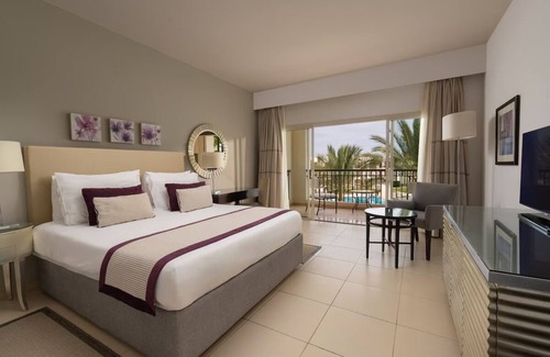 Marsa Matruh Hotel | Stylish Room Experience Near Almaza Bay Perfect for Family Fun - Free Breakfast