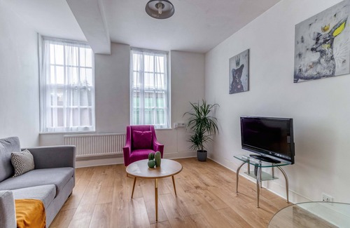 Camberwell Apartment | Stylish Scandi 1 Bed Flat in Camberwell (3 mins to transport)
