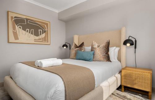 Sea Point Apartment | Stylish Sea Point Apartment