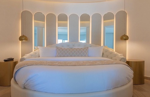 Bavaro Hotel | Stylish Seaside Retreat: Platinum Suite Tranquility at Grand Bavaro Princess
