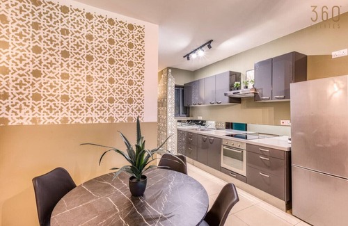 Sliema Apartment | Stylish Sliema 2BR Stay near Seafront & St'Julians