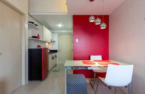 Loyola Heights Condo | Stylish, smart and spacious condominium
