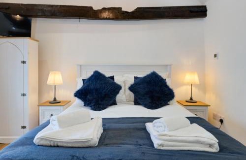 Ufford Apartment | Stylish Stay for Work and Leisure - Free Parking and Walk to Stamford