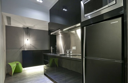 Tin Hau Apartment | Stylish studio apartment near Causeway Bay [1]