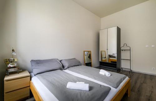 Erzsebetvaros Apartment | Stylish Studio Apartment in Budapest