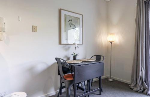 Bruce Apartment | Stylish studio Apt near AIS and GIO Stadium - Hosted by Canstay