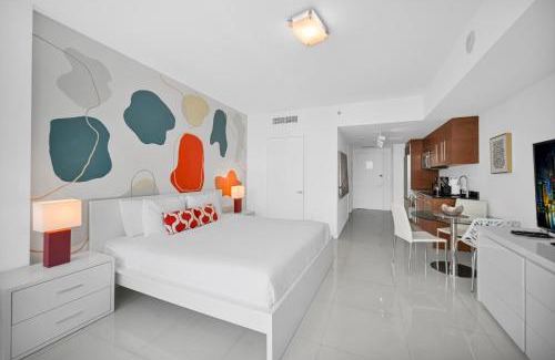 Downtown Miami Apartment | Stylish Studio Icon, W Hotel Waterfront Building