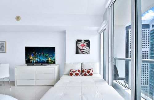 Downtown Miami Apartment | Stylish Studio Icon, W Hotel Waterfront Building