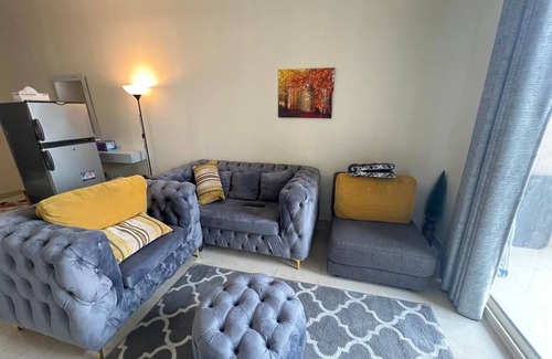Dubai Apartment | Stylish Studio in Dubai - Warsan