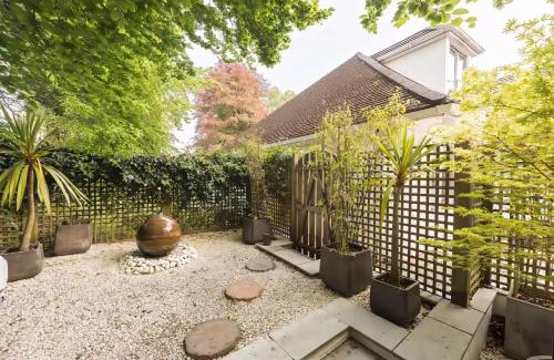 Failand Apartment | Stylish studio with Japanese garden in Failand