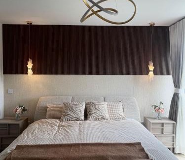 Tyrrelstown House | Stylish SuperKing and King Ensuite Bedrooms in Dublin