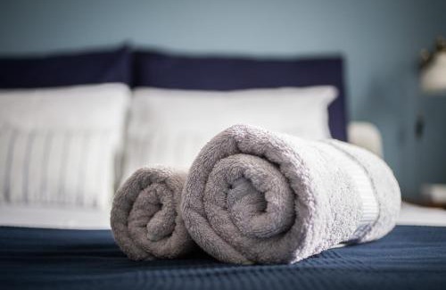 Monastiraki Apartment | Stylish Syntagma apartment