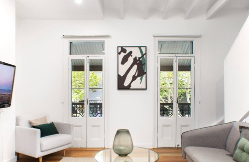 Pyrmont Apartment | Stylish Terrace Steps From Darling Harbour And ICC