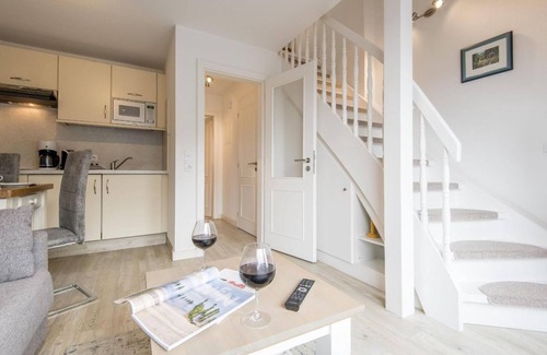 Westerland Apartment | Stylish. The sound of the sea. View of the dunes. - House Norderstraße