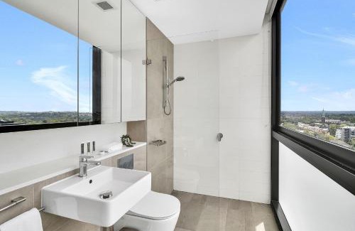 St. Leonards Apartment | Stylish two bedroom in St Leonards ALB91105