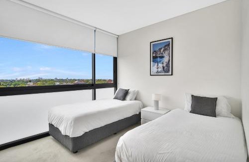St. Leonards Apartment | Stylish two bedroom in St Leonards ALB91105