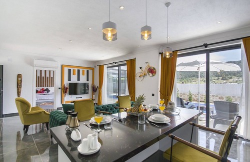 Sarıbelen House | Stylish Villa for 2 Sarbelen Village, Heated Indoor Pool, Sauna and Turkish Bath