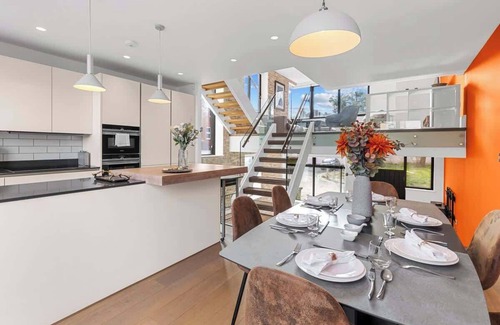 Clapham House | Stylishly Designed 4 Bedroom Home