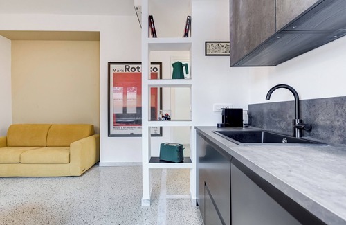 Tuscolano Apartment | Stylishly furnished apartment in the heart of Pigneto for short and long periods