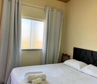 Miguel Pereira Hotel | Suíte Casa de Luz-Lar na Serra-Quarto-01 - Duplo ou Triplo