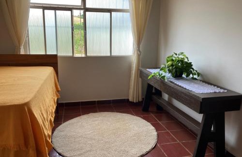 Barreiro House | Suíte em casa ampla e confortável