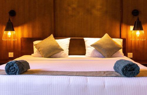 Nuwaragam Palatha Central Hotel | Subaseth Villa