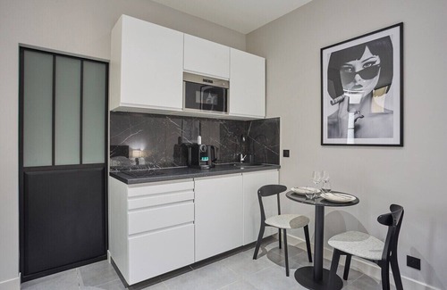 Epinettes Apartment | Sublim Studio Centre de Paris Montmartre