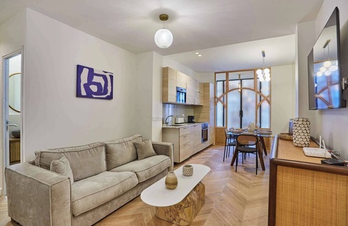 Saint-Vincent-de-Paul Apartment | Sublime air-conditioned apartment Center of Paris