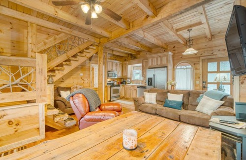 Suches House | Suches House Cabin Lake and Mountain Views plus BBQ