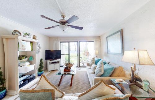 Panama City Beach Apartment | Sugar Beach E5