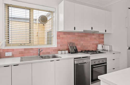 Saint Kilda South Apartment | Sugar Blush - A stylish, fully renovated 2 bedroom apartment, just moments from the beach, Luna Park