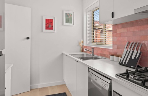 Saint Kilda South Apartment | Sugar Blush - A stylish, fully renovated 2 bedroom apartment, just moments from the beach, Luna Park