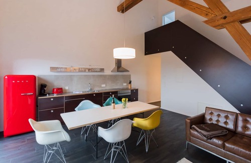 Waging am See Apartment | Suite 2, bis 4 Personen und Kleinkind, Balkon, Maisonette, 90m²