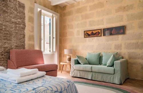 Mahon Apartment | Suite 3