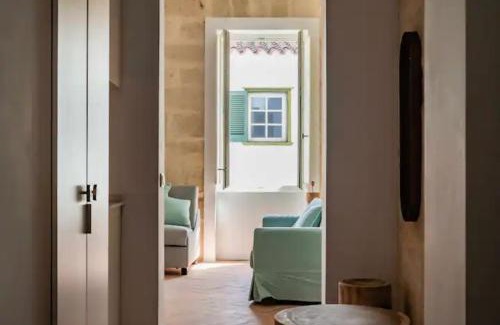Mahon Apartment | Suite 3