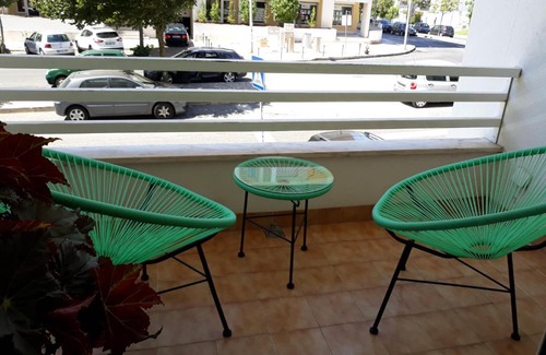 Parede House | SUITE - 5 Minutes walk to the BEACH