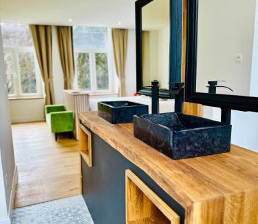 Tinlot House | Suite de luxe au château 105