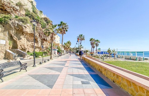 Costa del Sol Apartment | Suite Edén - Beachfront