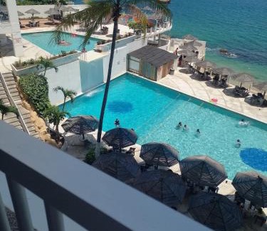 Costera Acapulco Apartment | SUITE EN TORRES GEMELAS a pie de playa 611