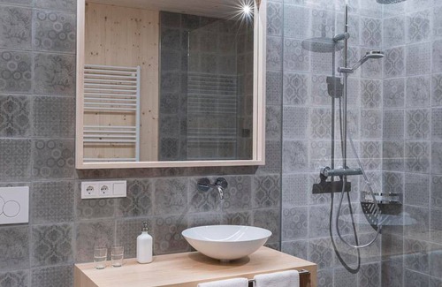 Riezlern Apartment | Suite "im Holz", 2 rooms with shower - Hotel Oswalda-Hus - Family Müller