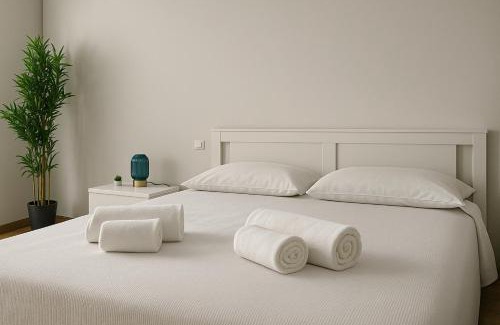 Sarnico House | SUITE IN THE HISTORIC CENTER - free Wi-Fi