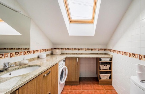 Cartes House | Suite independiente con baño y terraza