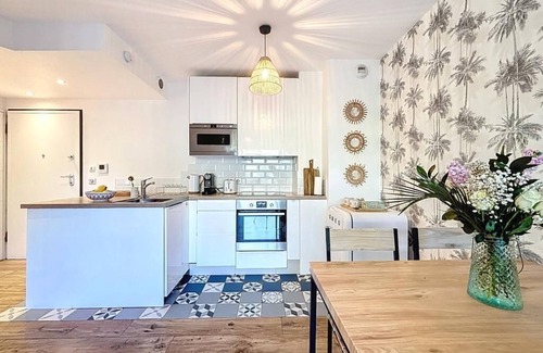 Antibes Apartment | Suite Jardin Signature - 2P & Pool - Beach 3km