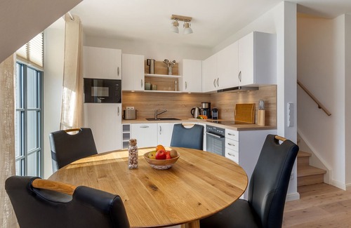 Zingst Apartment | Suite Löwenzahn with fireplace for 4 pers.